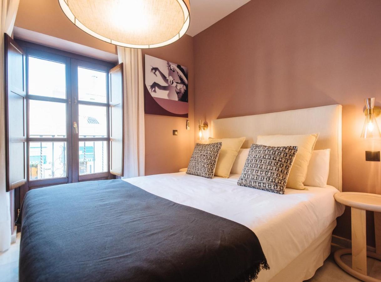 Suites Triana Sevilla Apartments Eksteriør bilde